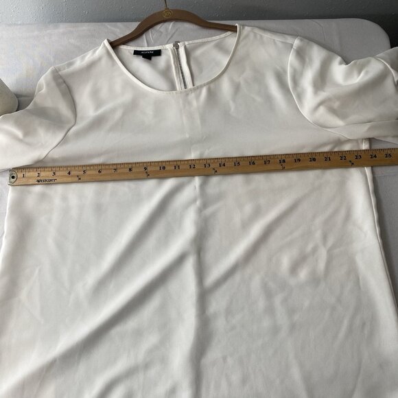 Alfani Women's Size XL White Chiffon Zip-Back Ruffled Sleeve Blouse - Picture 10 of 10